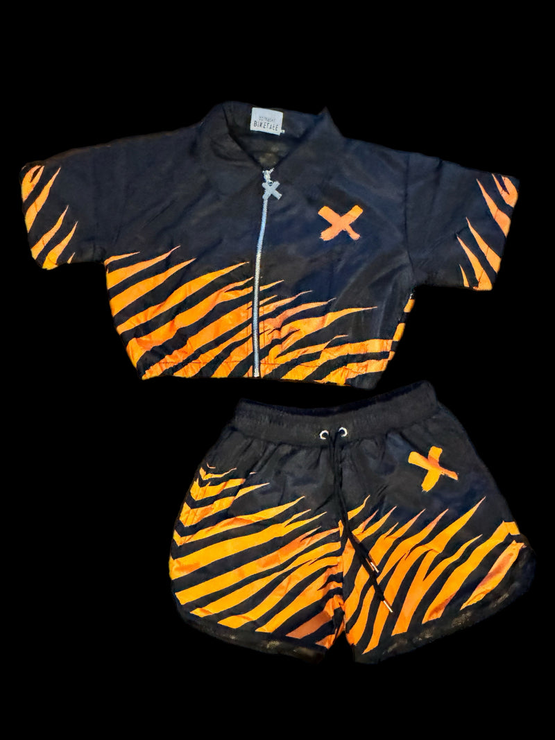Women’s XCLUSIVE Cincinnati Crop Windbreaker Set